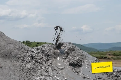 Vulcanii noroioși din Buzău un spectacol natural impresionant