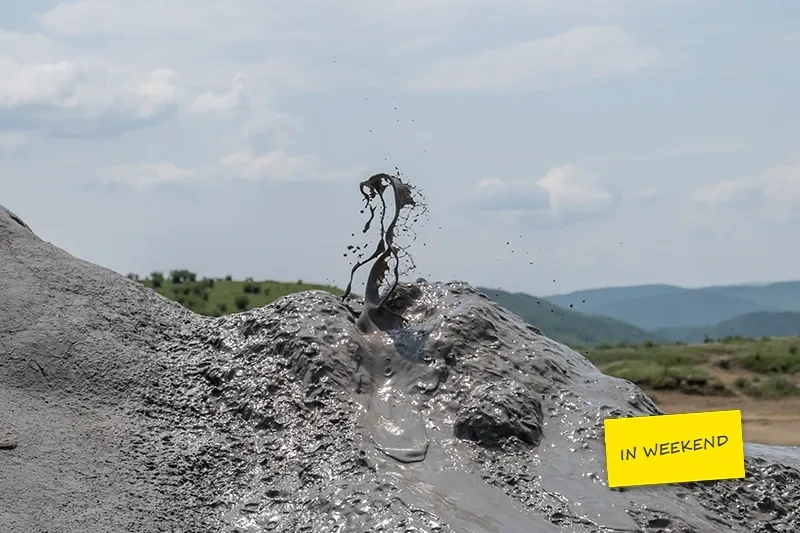 Vulcanii noroioși din Buzău un spectacol natural impresionant